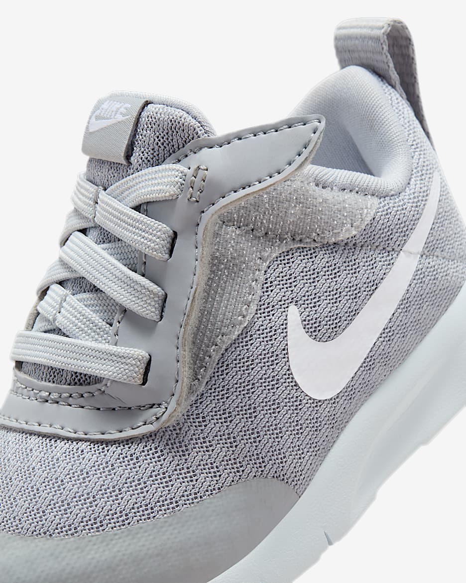 Junior nike tanjun trainers discount